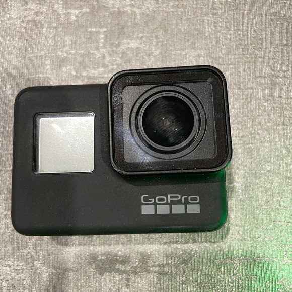 Drone Karma GoPro Hero 7 BUNDLE. Go pro camera excellent. Drone for parts/repair - Picture 2 of 14